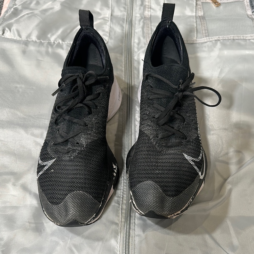 Nike Vapor Fly. Zoom. Black Athletic Running Shoes with Knit Upper